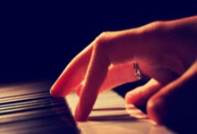 马尔科承认 用角田替换劳森 维斯塔潘不高兴了.